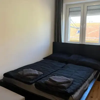 Cozy City Center Designer Apartment for 10 People