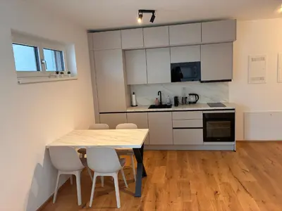 Küche/Küchenzeile in der Unterkunft Superior apartment - UNO City & Kaiserwasser