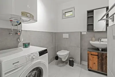 Ein Badezimmer in der Unterkunft NobleNest Comfort - Parkplatz - Küche - Gemütlich