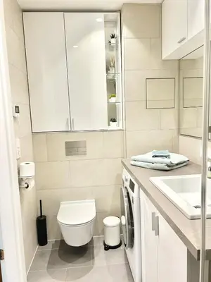 Ein Badezimmer in der Unterkunft Modern New Studio - Terrace, Full Kitchen in Vienna Center