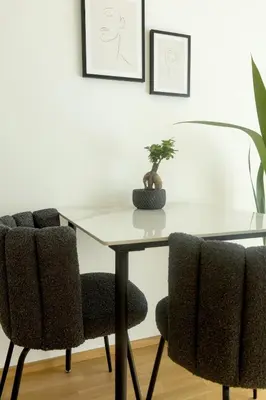 Grundriss der Unterkunft Modern Garden Apartment - 15min to center