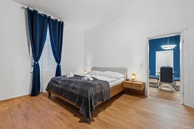 Ein Bett oder Betten in einem Zimmer der Unterkunft Nüll Residences 03 - 2 Bedrooms Close to Main Station
