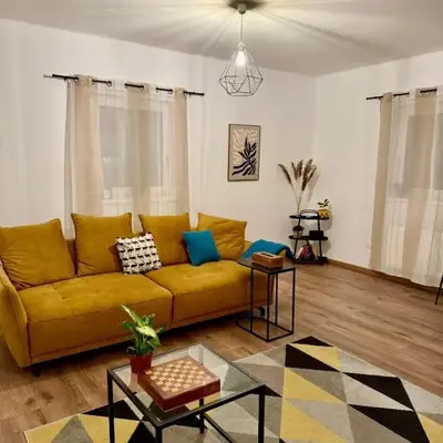 Stylish apartment close to Wiener Neustadt