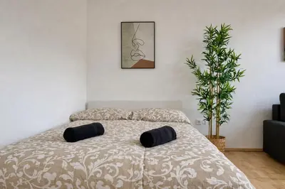 Grundriss der Unterkunft Free Parking & Calm Apartment