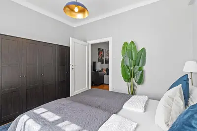 Ein Bett oder Betten in einem Zimmer der Unterkunft Near Mariahilfer Straße - 3 minutes to U3 metro - Monthly Stays