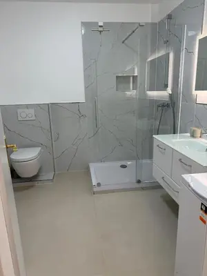 Ein Badezimmer in der Unterkunft Modern ausgestattete Wohnung mit Wiener Charme