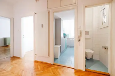 Ein Badezimmer in der Unterkunft Operastreet Residences - Piano Suite