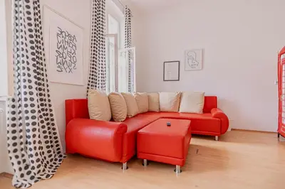 Ein Sitzbereich in der Unterkunft Modern Three Bedroom Apartment Close to Stadthalle