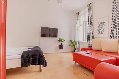 TV/Unterhaltungsangebot in der Unterkunft Modern Three Bedroom Apartment Close to Stadthalle