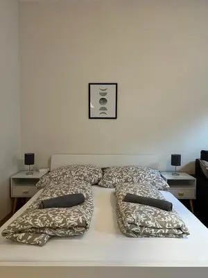 Grundriss der Unterkunft 90 m2 Spacious Apartment with Free Parking