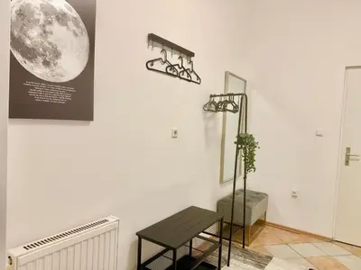Grundriss der Unterkunft Spacious Ground Floor Apartment near Center