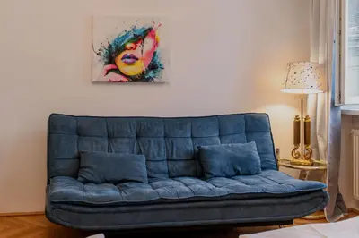 Ein Sitzbereich in der Unterkunft 2BR Apt with King Beds & Wi-Fi - Long Stay