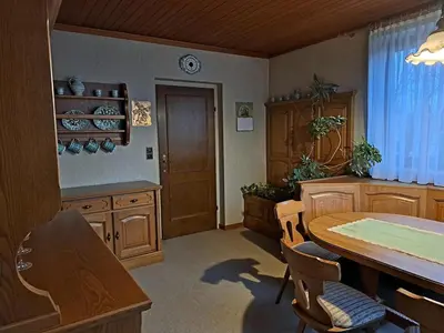 Ein Sitzbereich in der Unterkunft Ferienhaus mit Garten