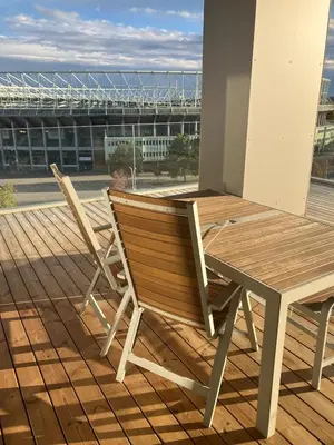 Ein Balkon oder eine Terrasse in der Unterkunft Sunny Oasis, 60 sq m Private Terrace, Park View