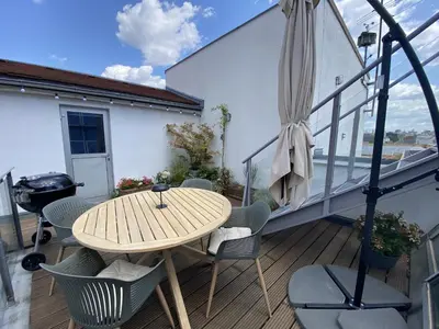 Ein Balkon oder eine Terrasse in der Unterkunft Vienna First District Rooftop Suite - Exclusive Living near Stephansdom