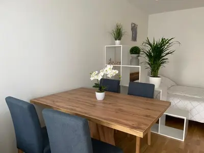 Grundriss der Unterkunft Central Stylish Apartment with Free Parking & Balcony