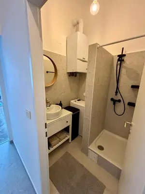 Grundriss der Unterkunft Modern Central Apartment