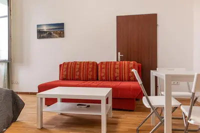 Ein Sitzbereich in der Unterkunft Affordable 2BR near Millennium Tower, Long Stay