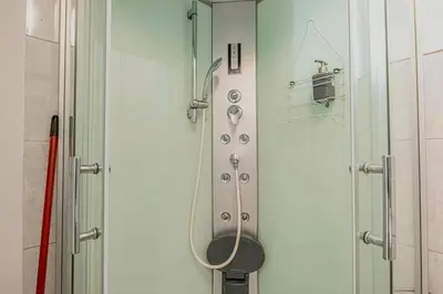 Ein Badezimmer in der Unterkunft Near Danube & Praterstern Apartment for Longstays
