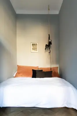 Ein Bett oder Betten in einem Zimmer der Unterkunft LAROGYs APARTMENTS