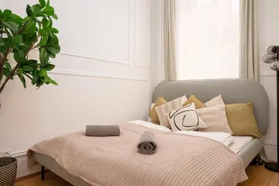 Ein Bett oder Betten in einem Zimmer der Unterkunft Expats and relocation - Only Monthly Stays - Near U1 Metro