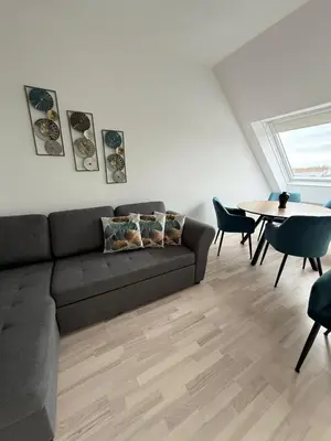 Ein Sitzbereich in der Unterkunft Leo Stay