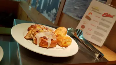 Essen im Hotel oder in der Nähe