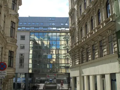 Das Gebäude in dem sich das Hotel befindet