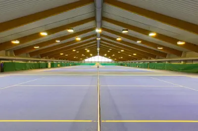 Tennis und/oder Squash in der Unterkunft Vienna Sporthotel oder in der Nähe