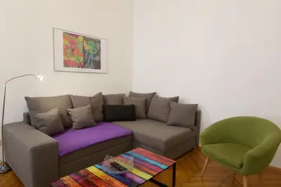 Ein Sitzbereich in der Unterkunft City Apartment