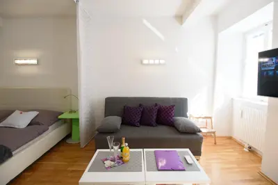 Ein Sitzbereich in der Unterkunft Design Apartment - Centrally located