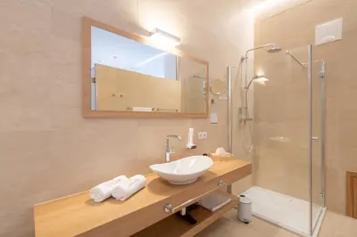 Ein Badezimmer in der Unterkunft Gut Leithaberg
