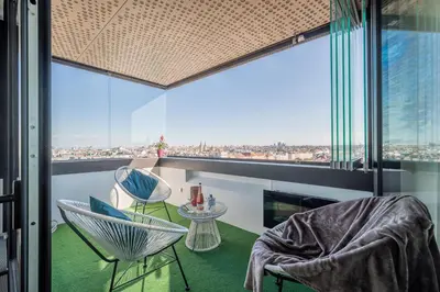 Ein Balkon oder eine Terrasse in der Unterkunft Skyflats Vienna - Rooftop Apartments