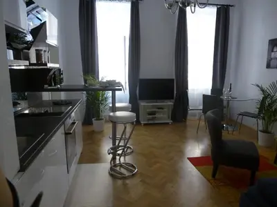 Küche/Küchenzeile in der Unterkunft Charming Viennese Home