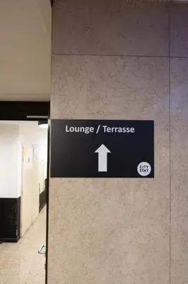 Ein Zertifikat, Auszeichnung, Logo oder anderes Dokument, das in der Unterkunft City Stay Vienna – Lugeck ausgestellt ist