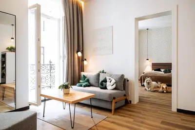 Ein Sitzbereich in der Unterkunft Urban Jungle Apartments