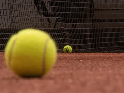 Tennis und/oder Squash in der Unterkunft Hotel Khail oder in der Nähe