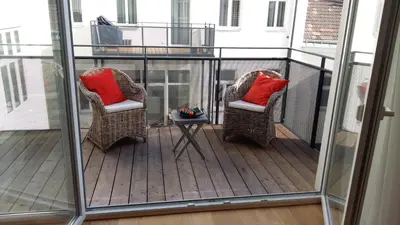 Ein Balkon oder eine Terrasse in der Unterkunft Traumhafte Wohnung Wiener Altbau - zentral-