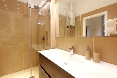 Ein Badezimmer in der Unterkunft Lana Appartements
