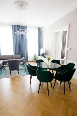 Ein Sitzbereich in der Unterkunft Studio Apartments Urania - Mai's Apartments