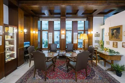 Ein Sitzbereich in der Unterkunft Graben Hotel
