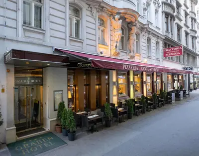 Das Gebäude in dem sich das Hotel befindet
