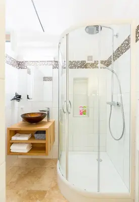 Ein Badezimmer in der Unterkunft Altes Backhaus
