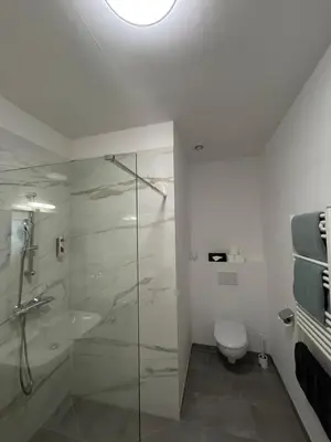 Ein Badezimmer in der Unterkunft Hotel Mörbischerhof