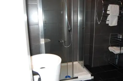 Ein Badezimmer in der Unterkunft Apollo Hotel Vienna