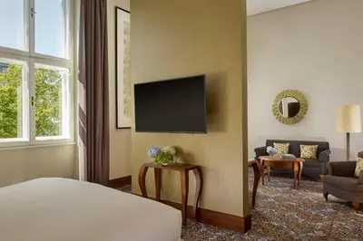 TV/Unterhaltungsangebot in der Unterkunft The Ritz-Carlton, Vienna