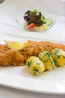 Essen im Hotel oder in der Nähe