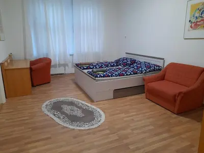 Ein Sitzbereich in der Unterkunft Ferienwohnung Schloessel 10