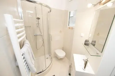 Ein Badezimmer in der Unterkunft Traditional Apartments Vienna TAV - City