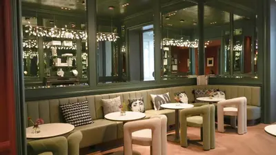 Ein Sitzbereich in der Unterkunft Hotel Sans Souci, Vienna